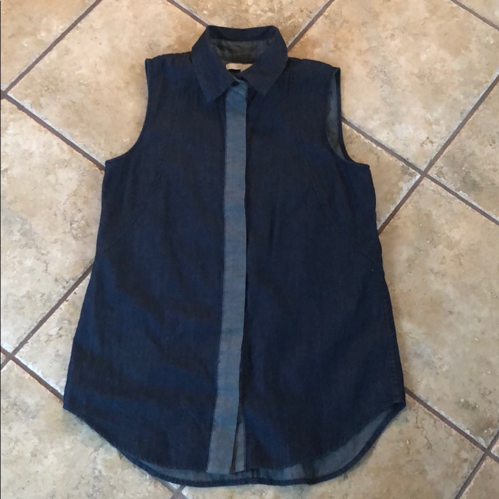 Reed sleeveless shirt